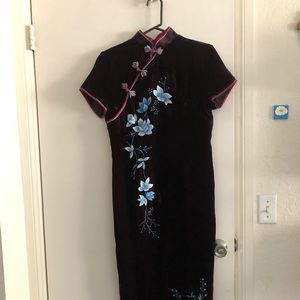 Traditional Vietnamese Dress